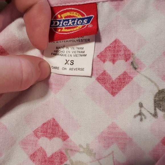 Dickies scrub top - Picture 2 of 3